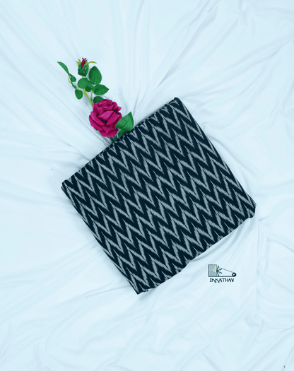 Black Zig-Zag Weave