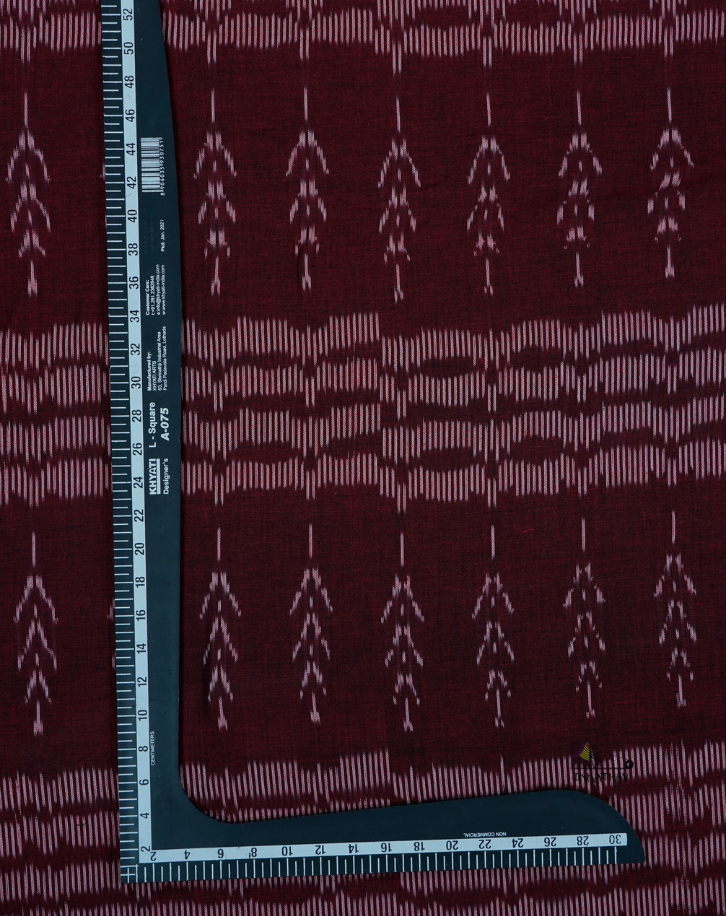 Maroon Traditional Border