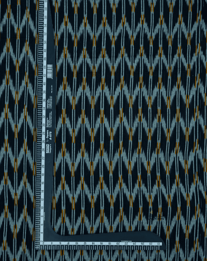 Black Zig-Zag