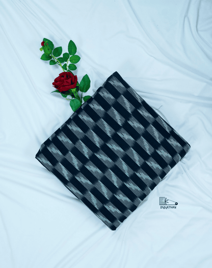 Black Geometric Check